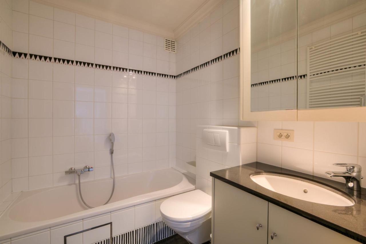 Appartementen Op De Zeedijk In Knokke Op De 3E En 4E Verdieping Van Logie Marie מראה חיצוני תמונה