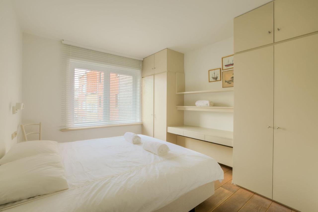 Appartementen Op De Zeedijk In Knokke Op De 3E En 4E Verdieping Van Logie Marie מראה חיצוני תמונה