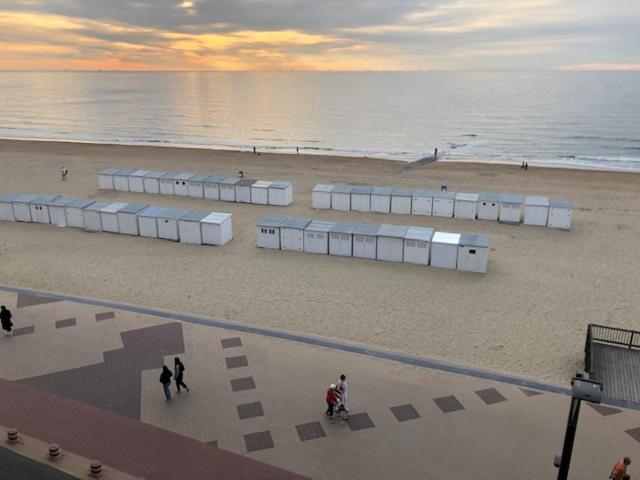 Appartementen Op De Zeedijk In Knokke Op De 3E En 4E Verdieping Van Logie Marie מראה חיצוני תמונה